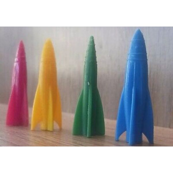 Space ROCKETS  Game Pieces ?? BOARD GAMES Toy Play  SET OF 4 DIFFERENT COLORS