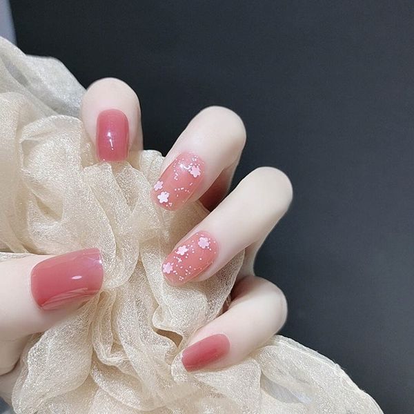 Set of 24 Pale Pink Nail Tips, Small White Flowers, Elegant Nails, Removable, Nail Decoration, Receptions, Parties, After-parties, Entrance Ceremonies, Graduation Ceremonies, Coming of Age Ceremonies, Fireworks Displays, Cherry Blossom Viewing