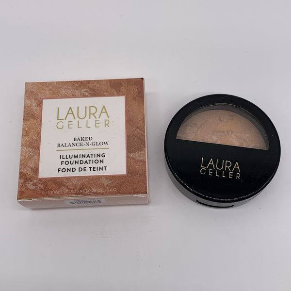 Laura Geller Baked Balance-N-Glow Illuminating Foundation 8g - LIGHT