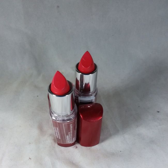 x2 Maybelline New York moisture extreme E195 Cherry Rain