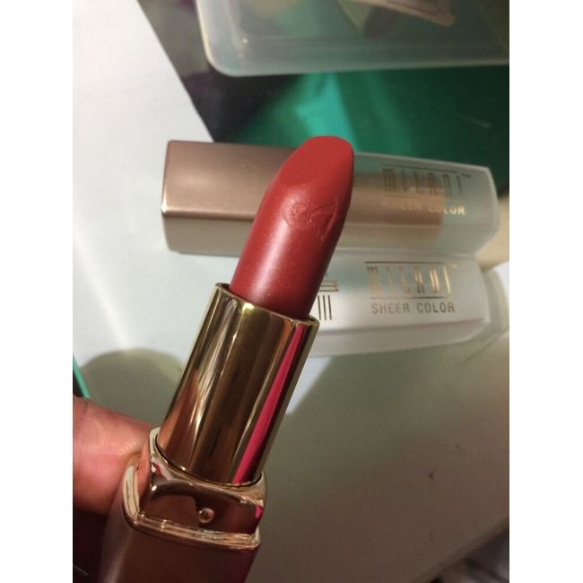 Lot Of 2 MILANI SHEER COLOR LIPSTICK #18 Chili , Free Shipping