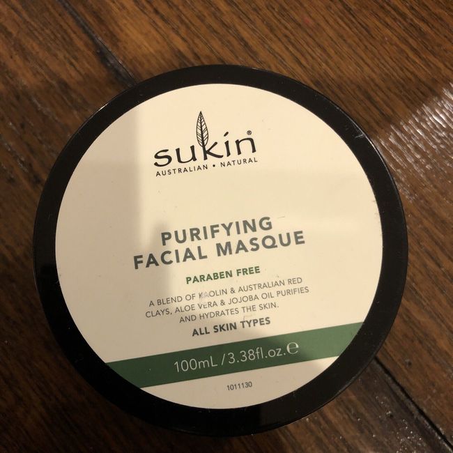 Sukin: “Purifying Facial Masque” Kaolin, Australian Red Clays, Aloe Vera, Jojoba