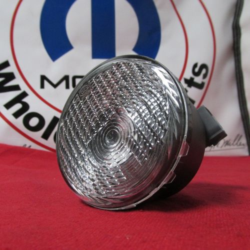 2014 Jeep Wrangler Left Side Park and Turn Signal Light Lamp Mopar OEM