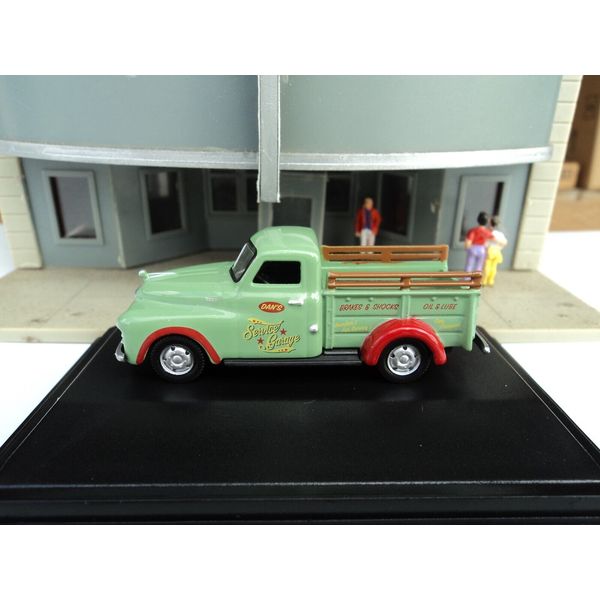 Oxford  1948  DODGE B-1B  Pickup Truck  Dan's Service    1/87  HO  diecast car