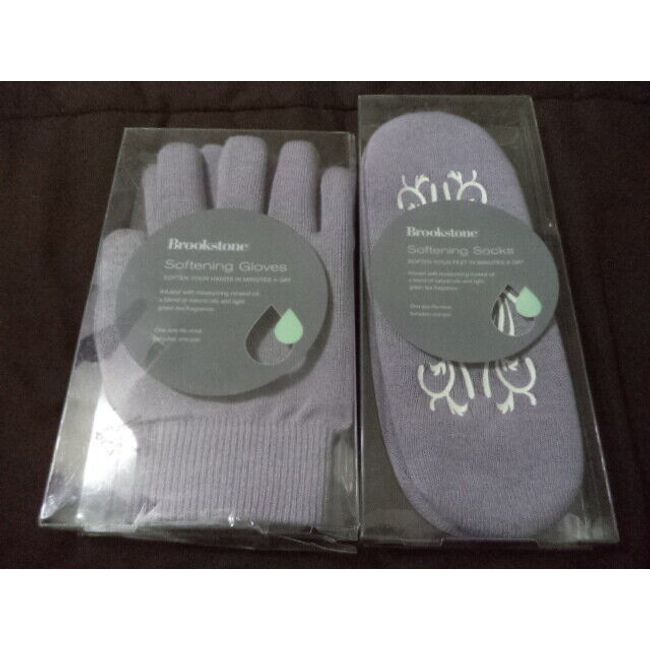 RARE HARD TO FIND NEW BROOKSTONE SOFTENING SOCKS & GLOVES SET PAIR MINERAL OIL