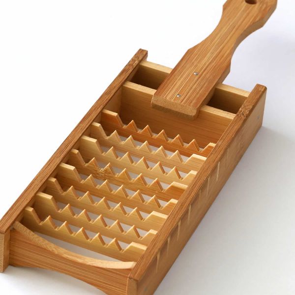 Ogre Grater, Bamboo Radish Grater, Made in Japan, Renewed with Carbonized Processing to Prevent Insects and Mildew, Hold it in Your Palm, Lots of Fluffy, Crisp Grated Radish, Dietary Fiber and Lots of Vitamin C