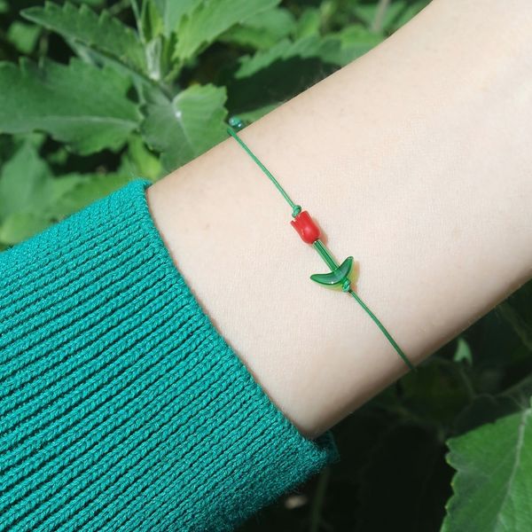 Coral Tulip Bead Bracelet