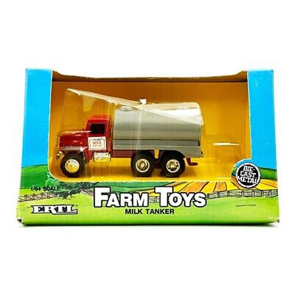 1/64 Red Cab Dairy Milk Tanker Truck