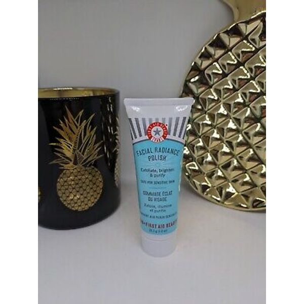 First Aid Beauty Facial Radiance Polish 28.3g - BRAND NEW