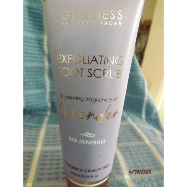 Goddess By Manna Kadar Exfoliating Foot Scrub--Lavende
