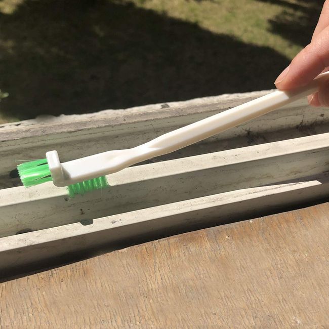 Hole Brush,Deep Detail Scrubber,Tiny Window Door Track Groove Gap