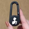 Azeeda ' Minimalist Woman's Back' Compass Keyring (KC00036323)