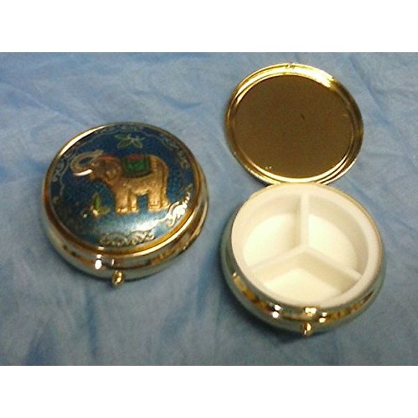 ROUND PILL BOX GOLDPLATED - ELEPHANT FLAT - BNIB- 5CM - 3 COMPARTMENTS.