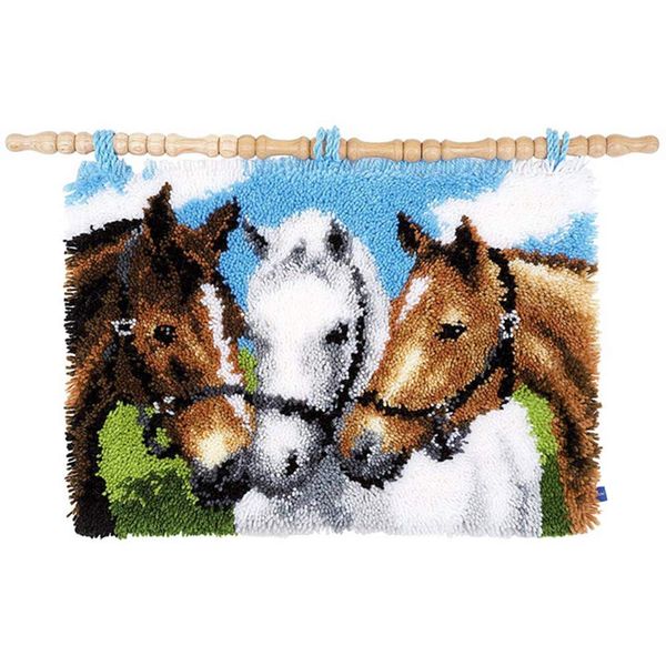 DL-YTG Latch Hook Kits Rug Three Horses Crochet Yarn Cushion Colour Pre-Printed Canvas Cover Rug Needlework DIY Hook and Latch Kit Home Decoration 52x38cm/20 X15 inch