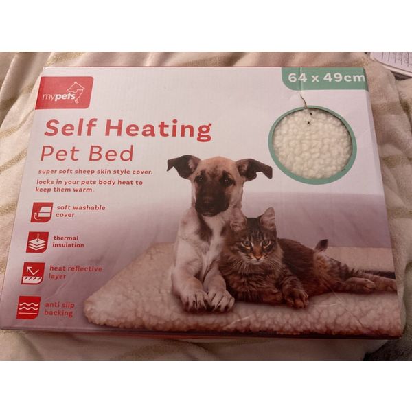 Self Heating Pet dog or cat Bed brand new