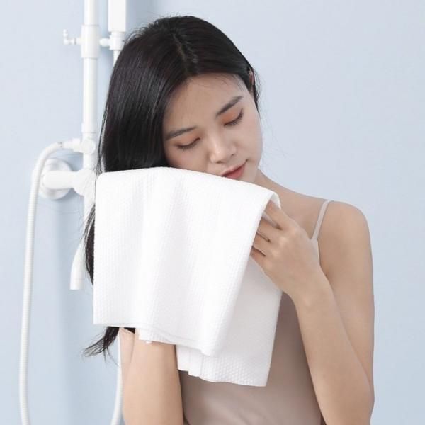 Embossed 100% cotton disposable towel shower towel