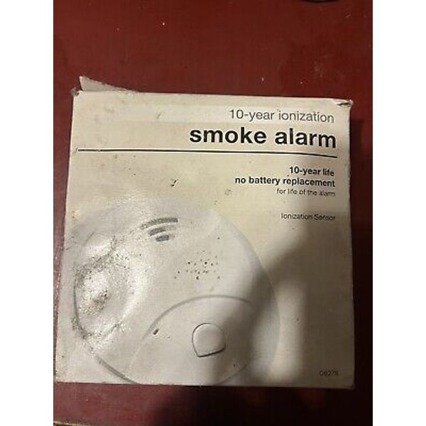 First Alert 0827B Ionization Smoke Alarm with 10-Year Battery OPEN BOX!! #2314