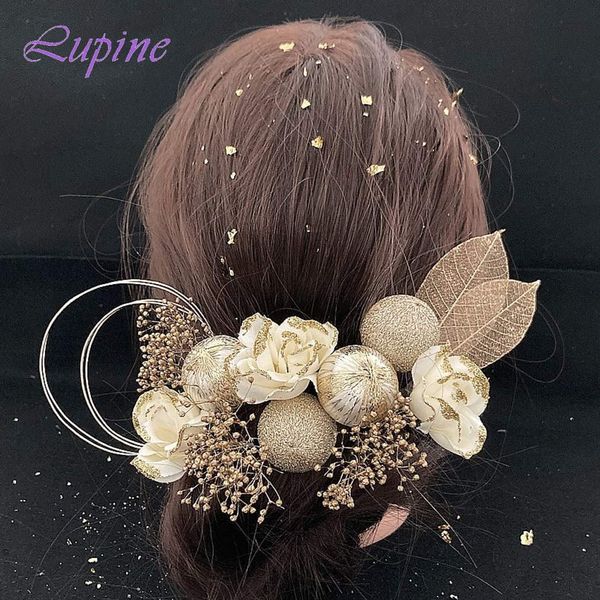 Lupine Ha46 Gold Leaf Hair Ornament, Kasumi Grass, Rose, Gold, Gold, White, and Others, Luxurious, 13 Pieces + 1 Piece Set, Wedding, Coming of Age Ceremony, Graduation Ceremony, Hakama, Preserved