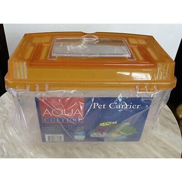 Aqua Culture 1 Gallon Pet Carrier Or Critter Home W Vents/ Top Access Door