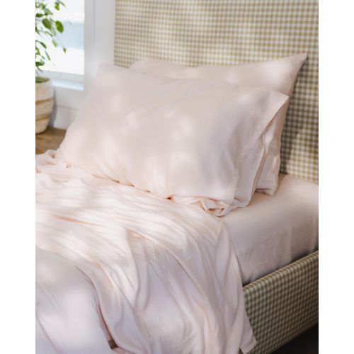 Cozy Earth Standard Pillowcases Set of 2 - Made of 100% Viscose from Bamboo, Ultra-Soft & Luxury, Woven from Naturally Breathable & Lightweight Fabric - Peony