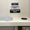 標準Hand Wash Only Sign 3" x 9" - Large