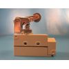 OMRON ZE-QA2-2, Enclosed Limit switch, Plunger, Roller arm lever