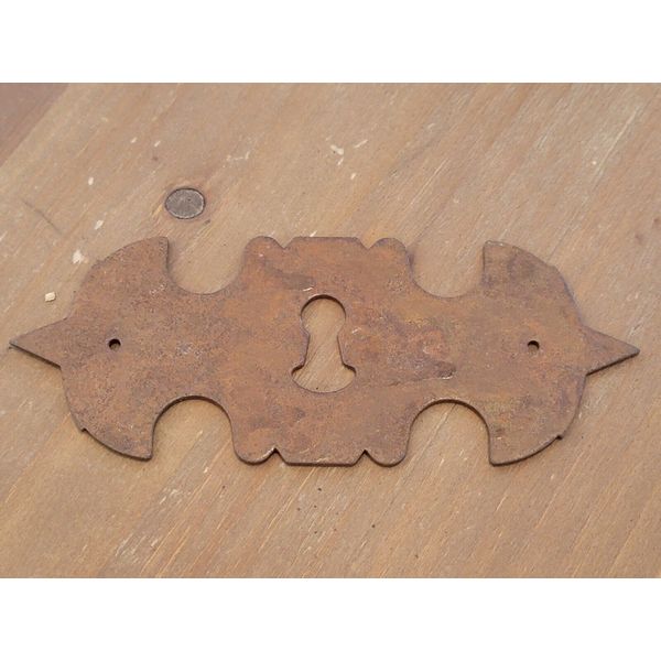 NOS Van Dykes Restorers 02004934 5" Iron Skeleton Keyhole Escutcheon Cover