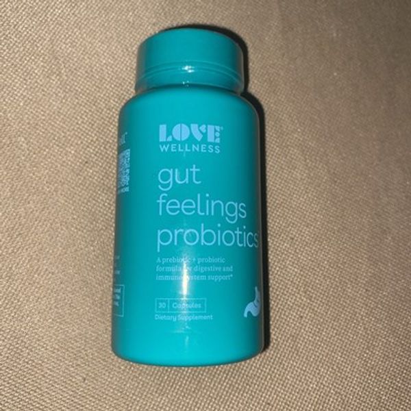 Love Wellness Gut Feelings Probiotics, 30 Capsules, EXP : 02/25