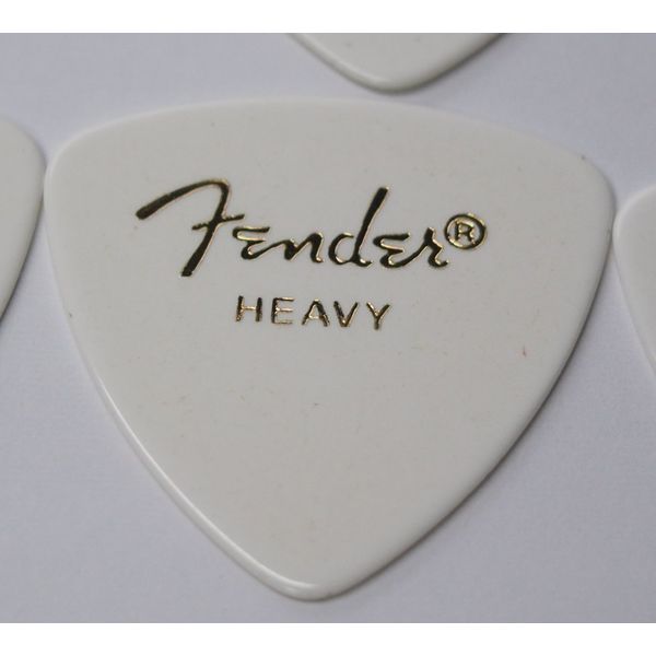 Fender Picks x 10 Pieces Triangle Heavy – Wht