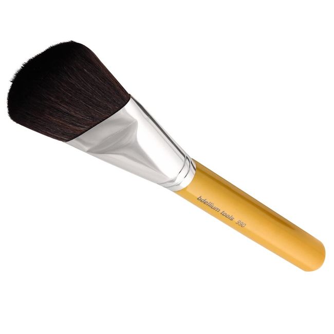 For That Professional Touch  Bdellium Tools Professional Makeup Brush