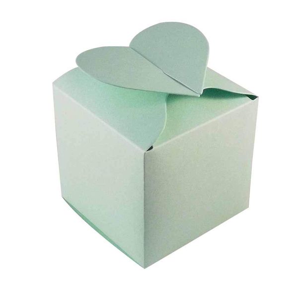 50 x Light Green Heart Top Wedding Favour Boxes