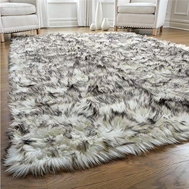 Gorilla Grip Thick Fluffy Faux Fur Washable Rug, Shag Carpet Rugs for Nursery Room, Bedroom, Home Decor, Soft Floor Plush Carpets, Durable Rubber
