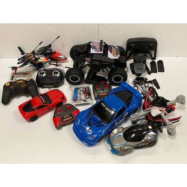 AS IS NO TESTED. Lot of 8 Remote Control Toys Helicopters, Cars And Drone WowWee