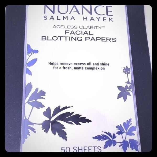 Nuance Salma Hayek Facial Blotting Papers