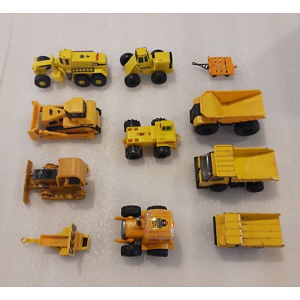 TOY TRUCKS AND  TRACTORS AND ACCESSORIES  (DIECAST & PLASTIC MIX)