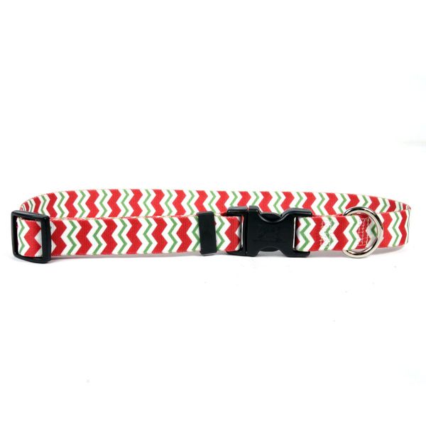 Yellow Dog Design Peppermint Stick Chevron Stripes Dog Collar with ID Tag System-Small-3/4 Neck 10 to 14"