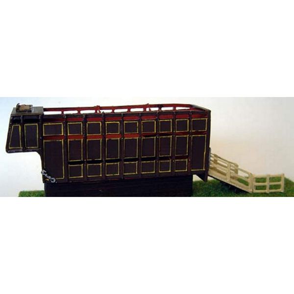 Langley Models De-mountable Livestock Van OO Scale UNPAINTED Model Kit G129