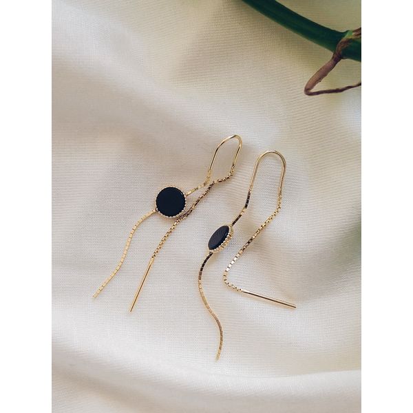 Black round 14k drop earrings