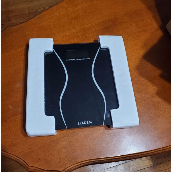 Leadzm Weighing Scale