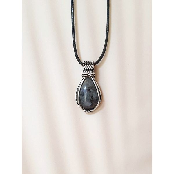 Black Labradorite 925 Silver Wire Gemstone Pendant Necklace