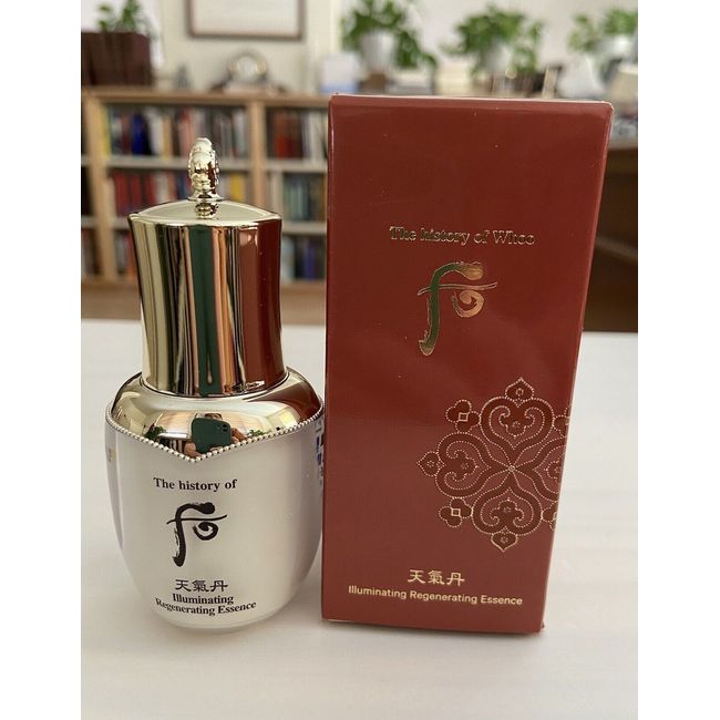 The History of Whoo Cheongidan Illuminating Regenerating Essence 8ml X 2pcs