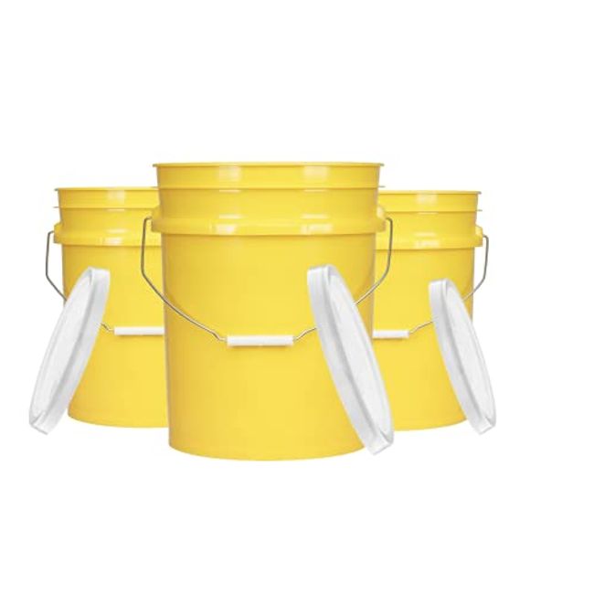 2 Gallon Plastic Buckets pails with Lids Food Grade BPA Free ( 3 Pack)  3-color