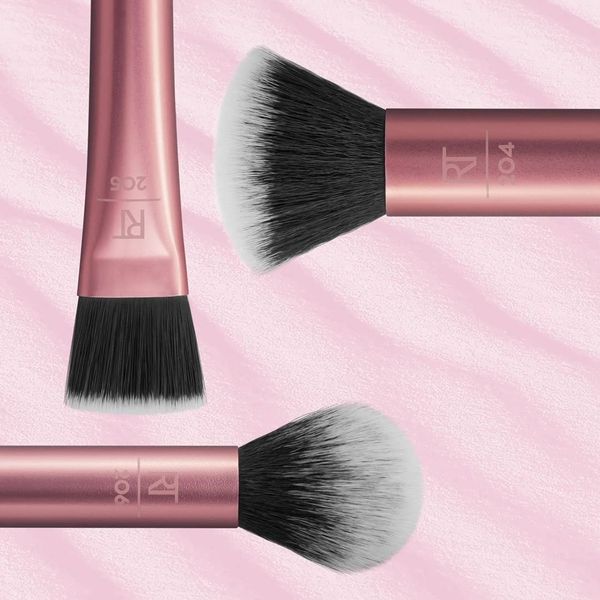 Real Techniques Flawless Base Makeup Brush Kit 2.0, Face Brush Set for Liquid, Cream, & Powder Products, Bronzer & Foundation, Streak Free Makeup Application, Soft Synthetic Brushes, 3 Piece Set