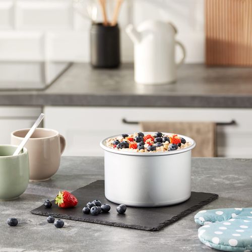 PME RND064 Anodised Aluminium Round Cake Pan 6 x 4-Inch Deep, Silver