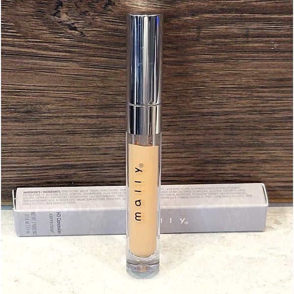 Mally H3 concealer corrector ~ Medium ~ full size NIB hydrating blurring