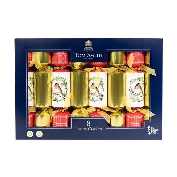 Tom Smith - Traditional Robin Luxury Crackers - Beautiful Christmas Crackers With A Foil Finish - Tartan Detailing - Party Accessories For Christmas, Novelty Toy Inside - Pack of 8