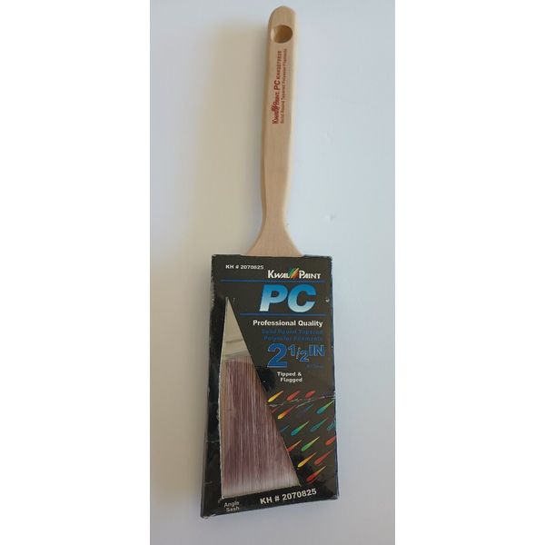 2.5" Tapered Polyester Angular Paint Brush