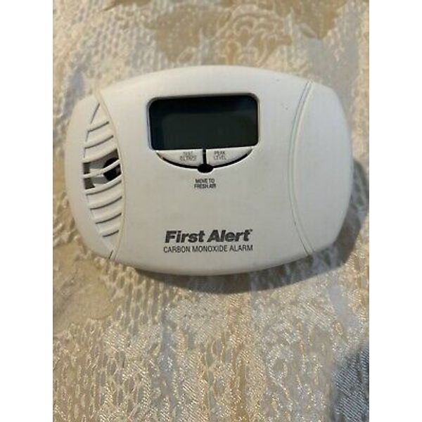 First Alert CO410 Battery-Powered CO Alarm with Backlit Digital Display