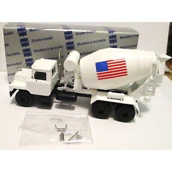 Conrad #3644 Mack R Concrete Cement Mixer Truck EVANS Collector Toy 1/50 Germany