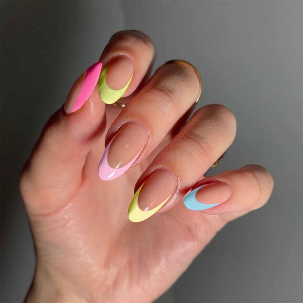 Press on Nails Almond 24Pcs Pink Gradient Stick on Nails Nude Short False Nails - Almond False Nails Short Press on Nails Fake Nails Acrylic Full Cover Stick on Nails for Women and Girls